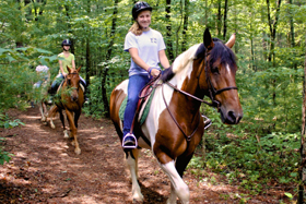 riding horses at illahee summer camp for girls