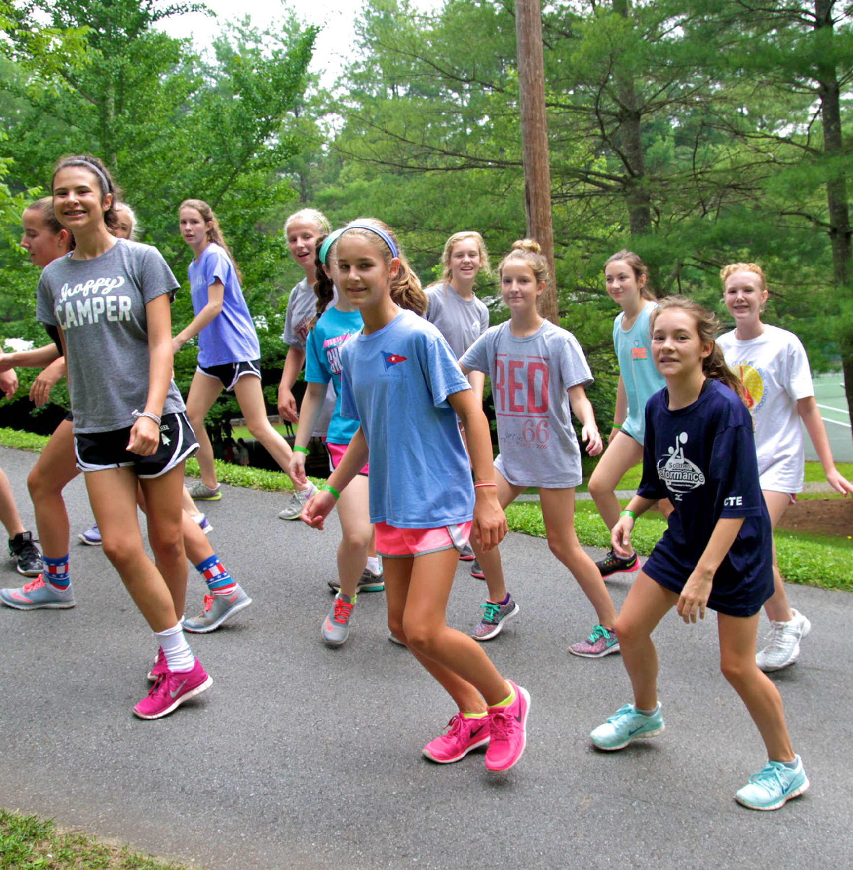 summer camp running club at illahee for girls