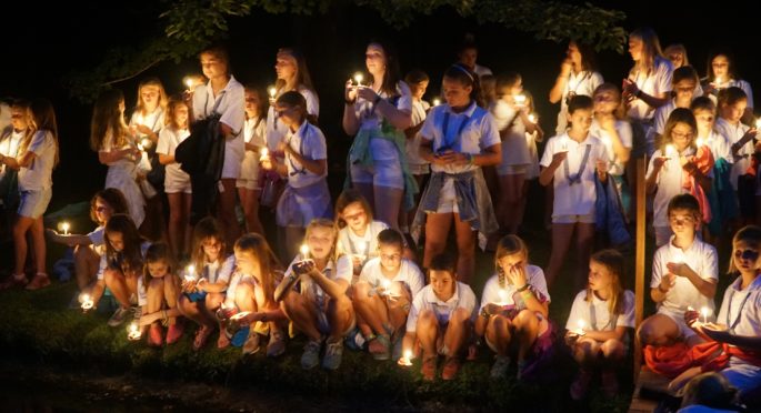 Illahee campers prepare to float wishboats